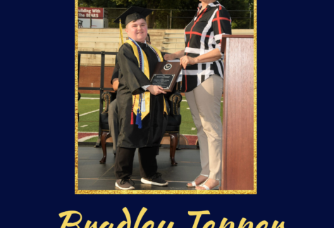 image of Laura Weber presenting an award to Bradley Tepper