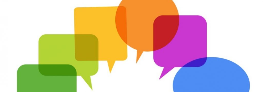 Image of speech bubbles with test that reads: Cafecito Virtual Conversación con los Padres